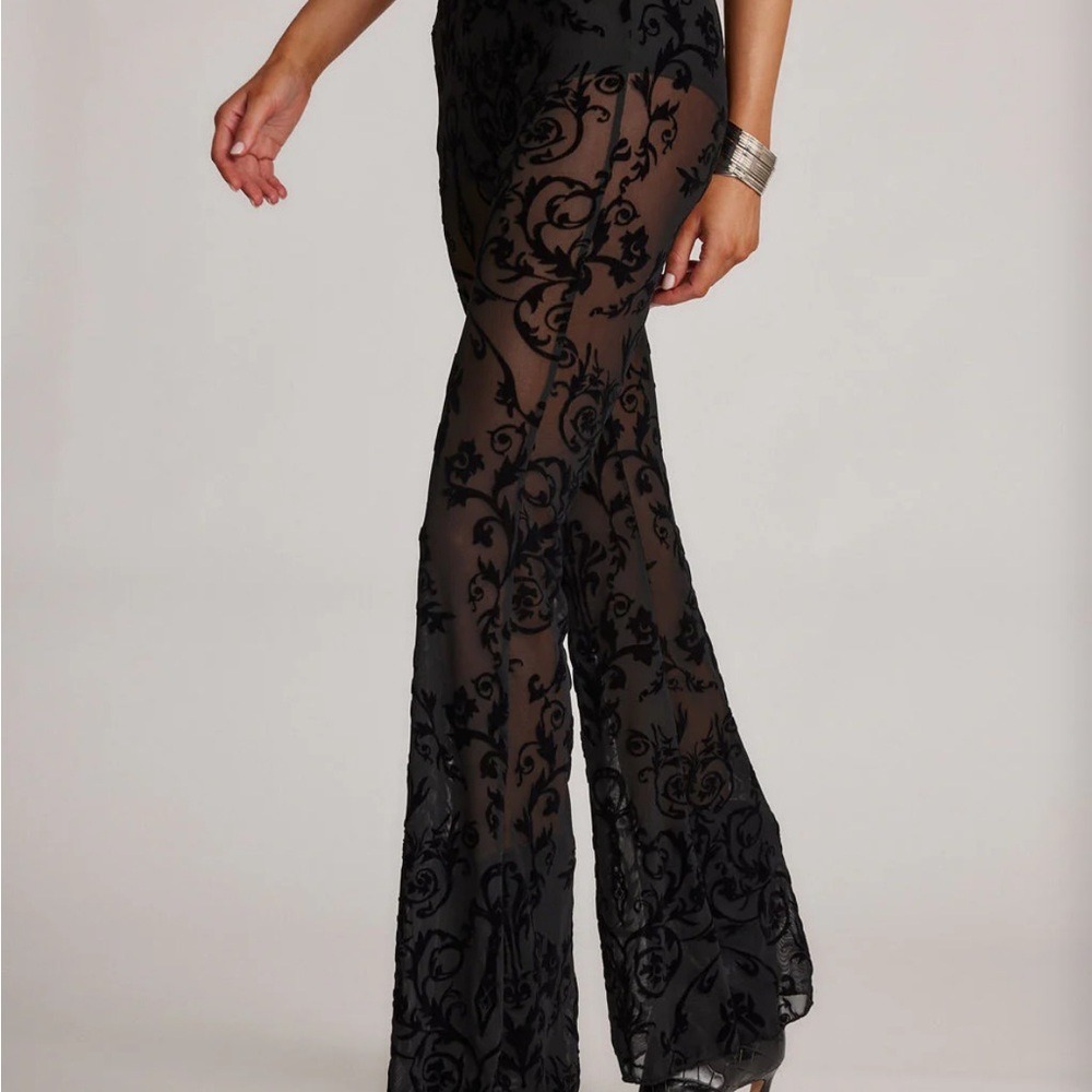Midnight Hour Black Velvet Burnout Flare Pants Sz‎ XS